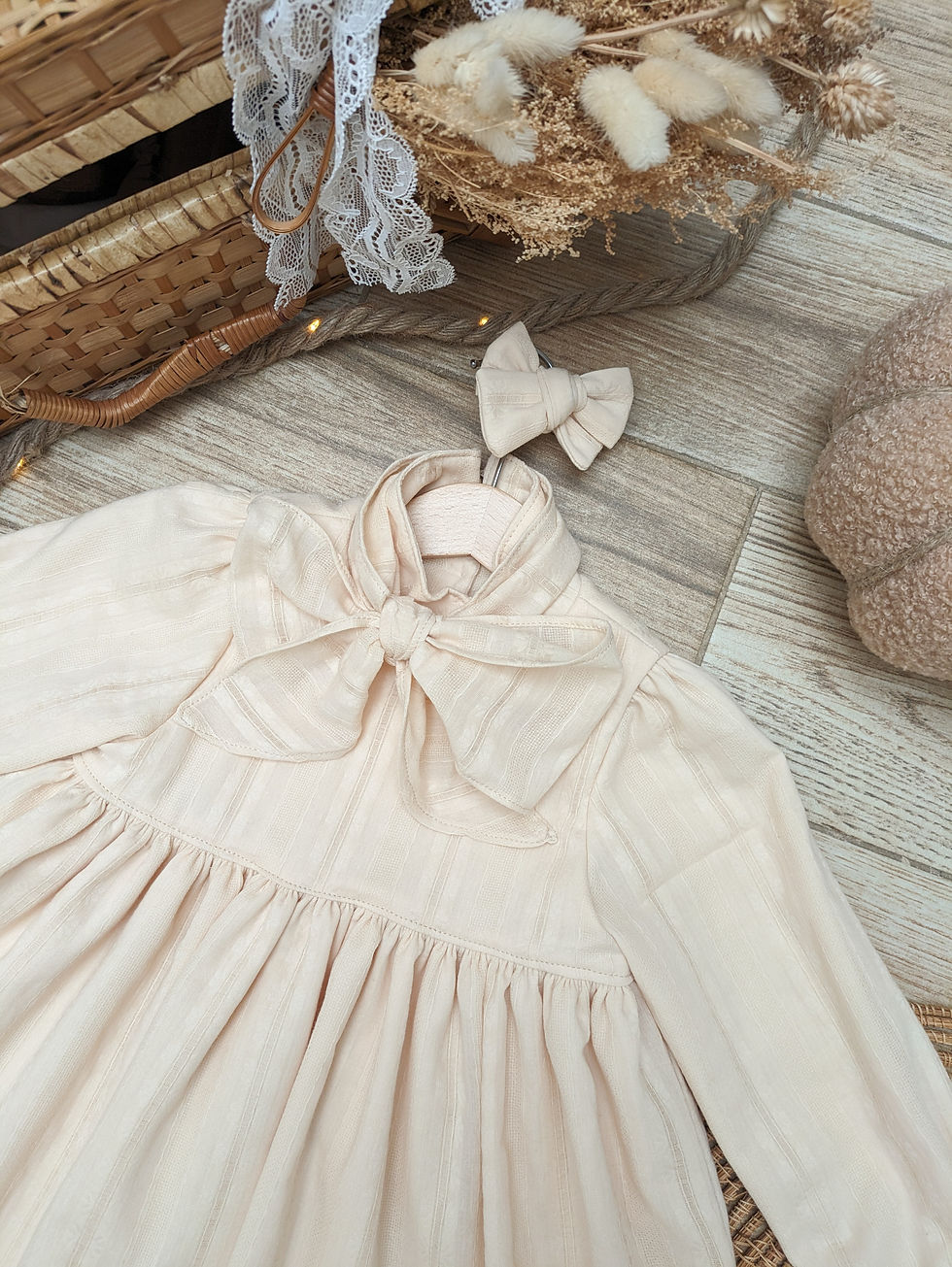 Miniature : Robe Louise  - Broderie Anglaise Vanille