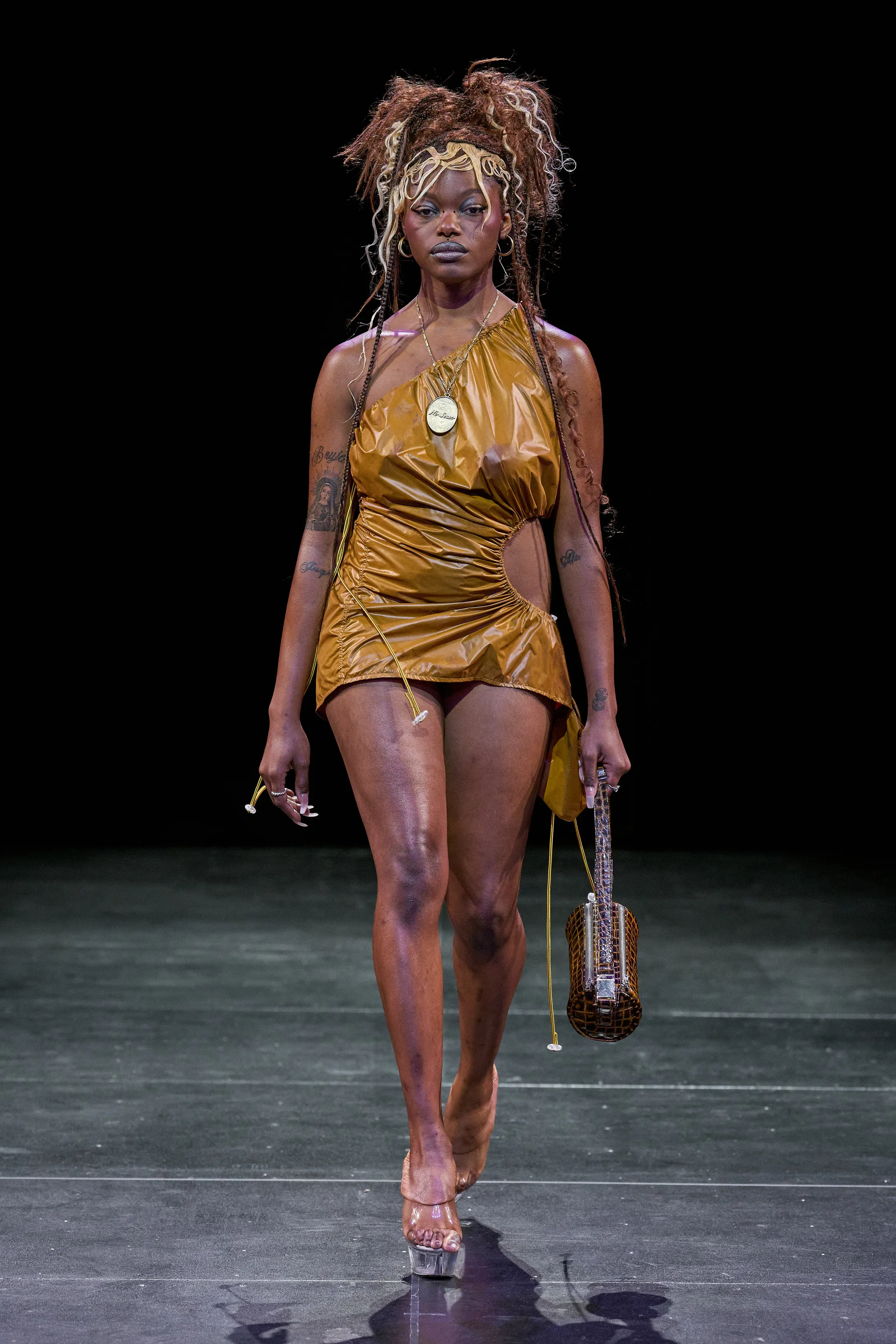 00019-no-sesso-spring-2023-ready-to-wear-credit-gorunway.jpg.webp