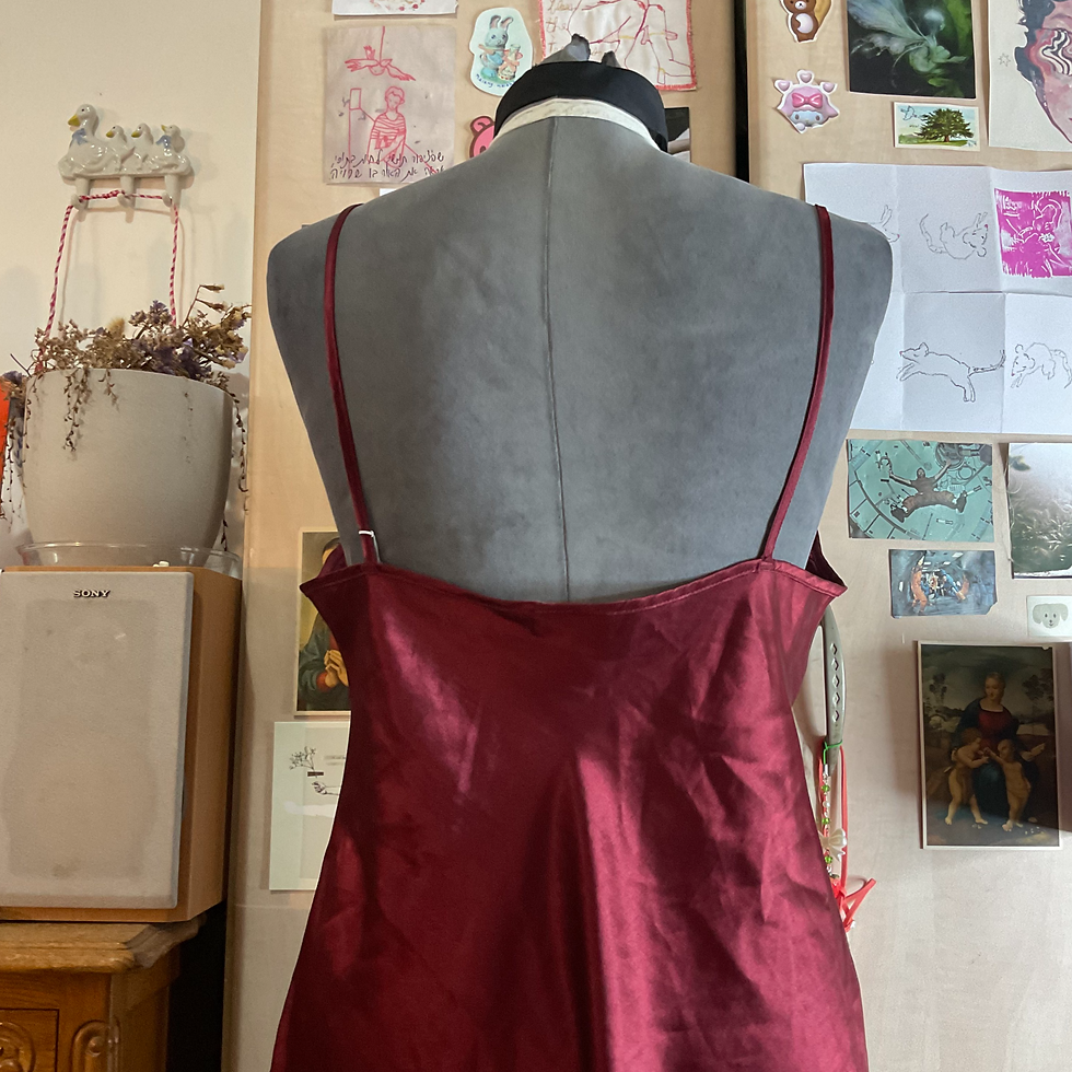 Thumbnail: vintage red slip dress (M-L)