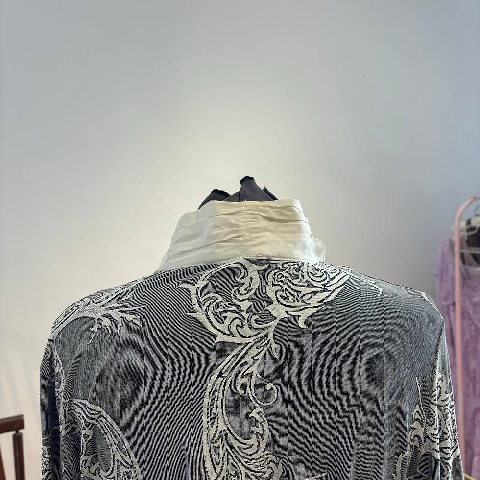 Thumbnail: grey patterned ruffle blouse (~M)