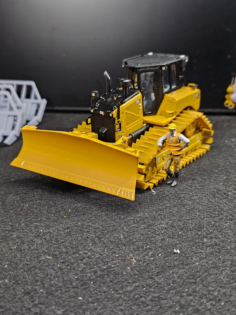 Thumbnail: CAT D6 XE LGP pyramid tracks