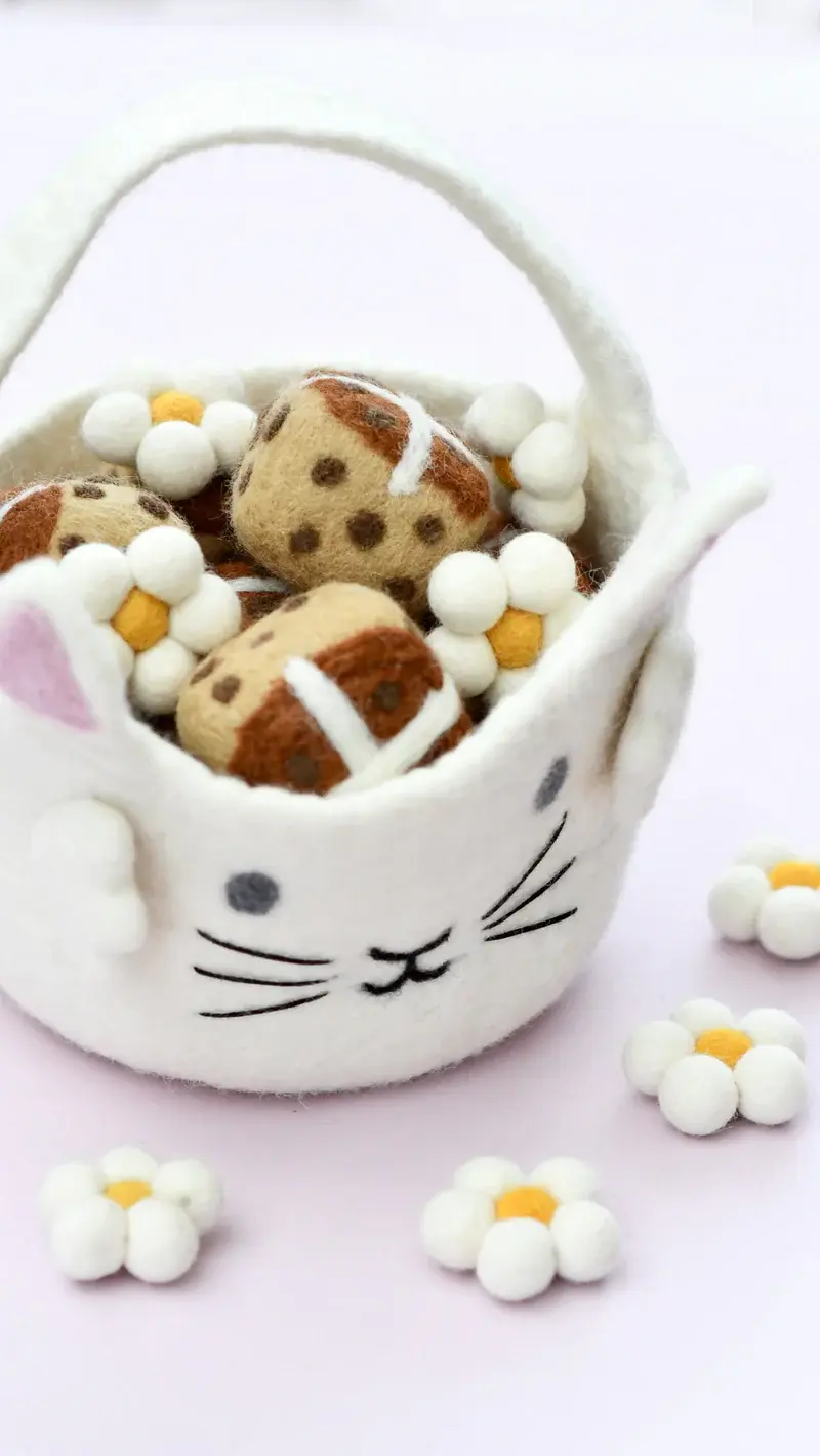 Thumbnail: Felt Easter Egg Hunt Basket (White Bunny)