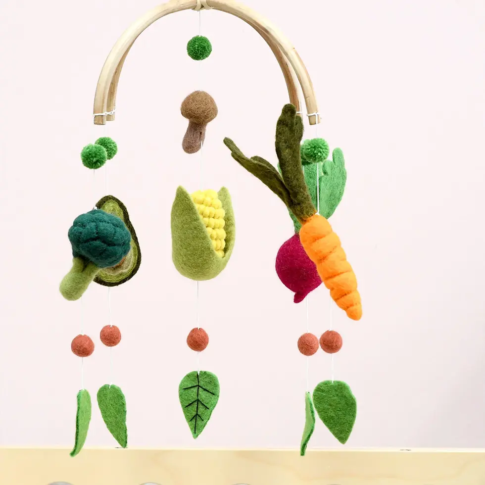 תמונה ממוזערת: Baby Cot Mobile - Colourful Vegetables