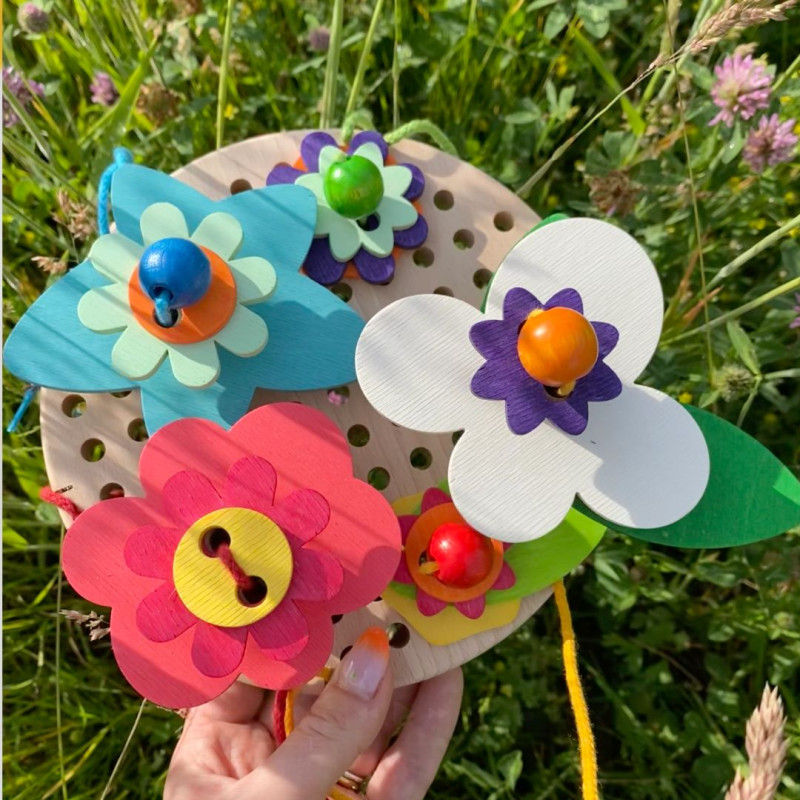 Μικρογραφία: Meadow lacing puzzle