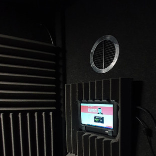 An air vent inside a Kube vocal booth