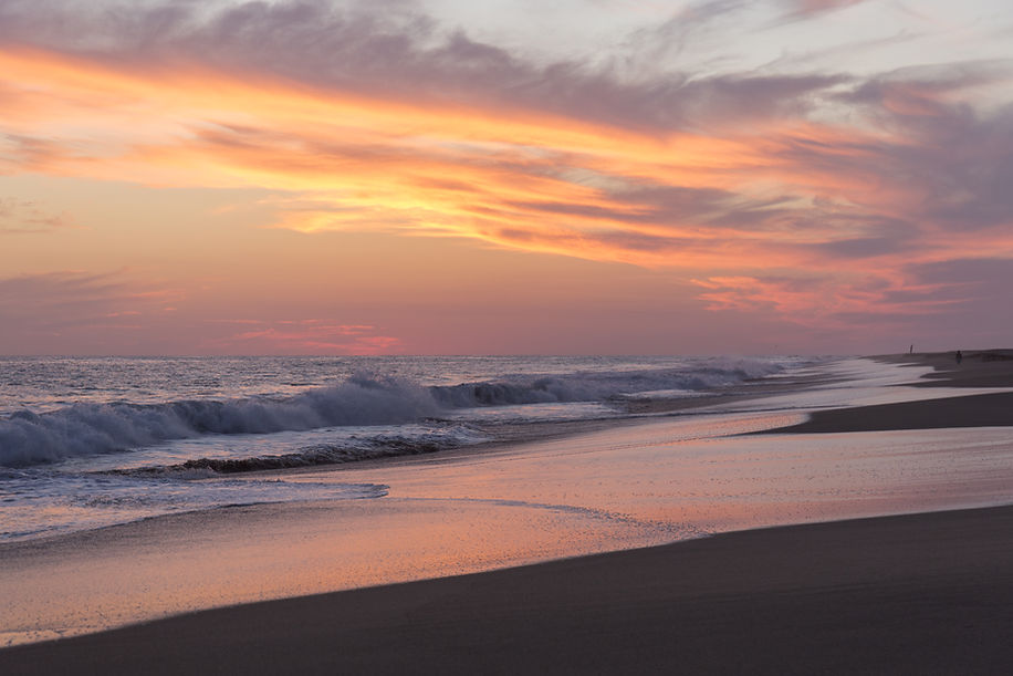 Sunset over the Ocean in Acapulco, Mexico.jpg