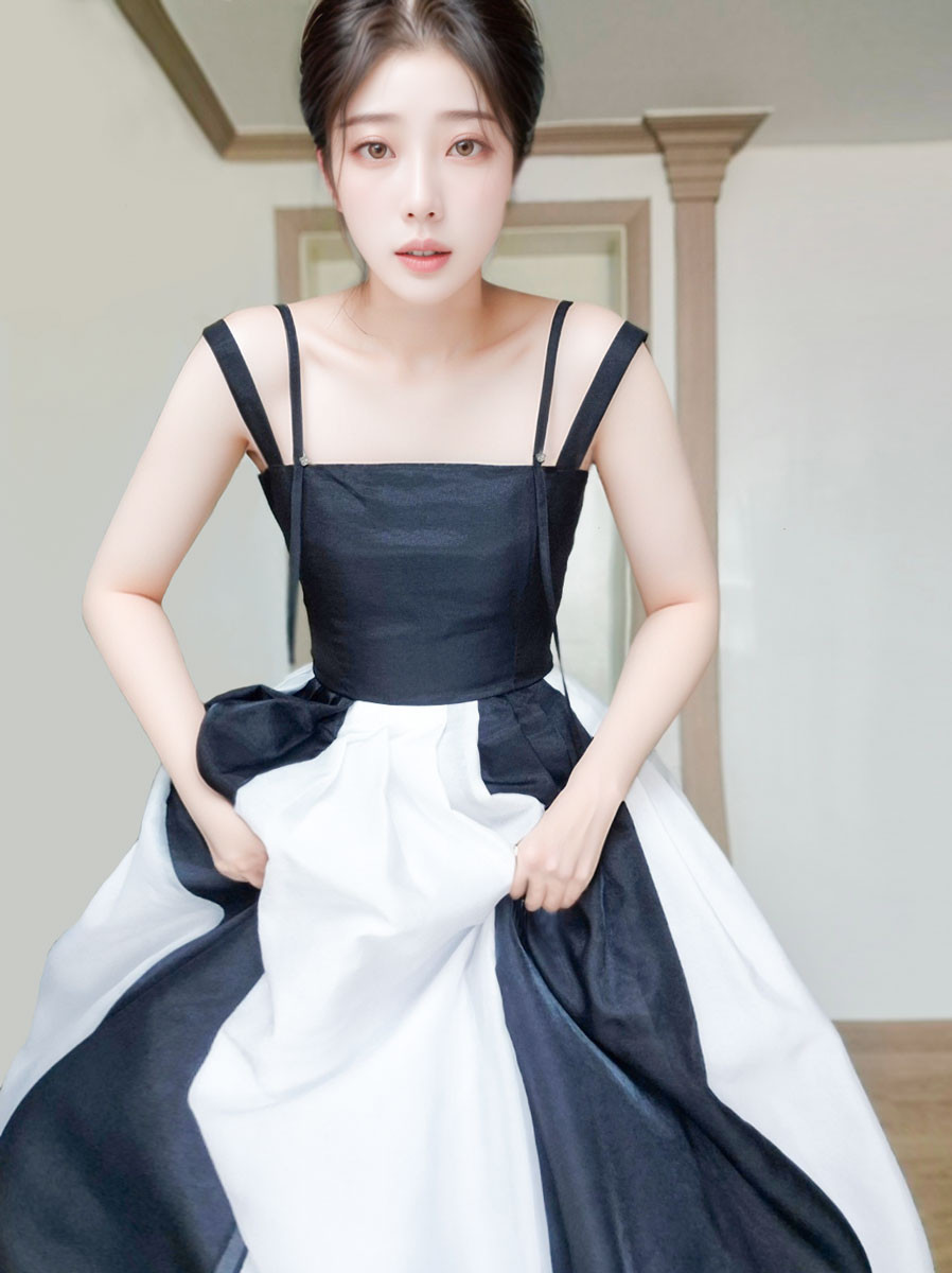 섬네일: B&W Dress