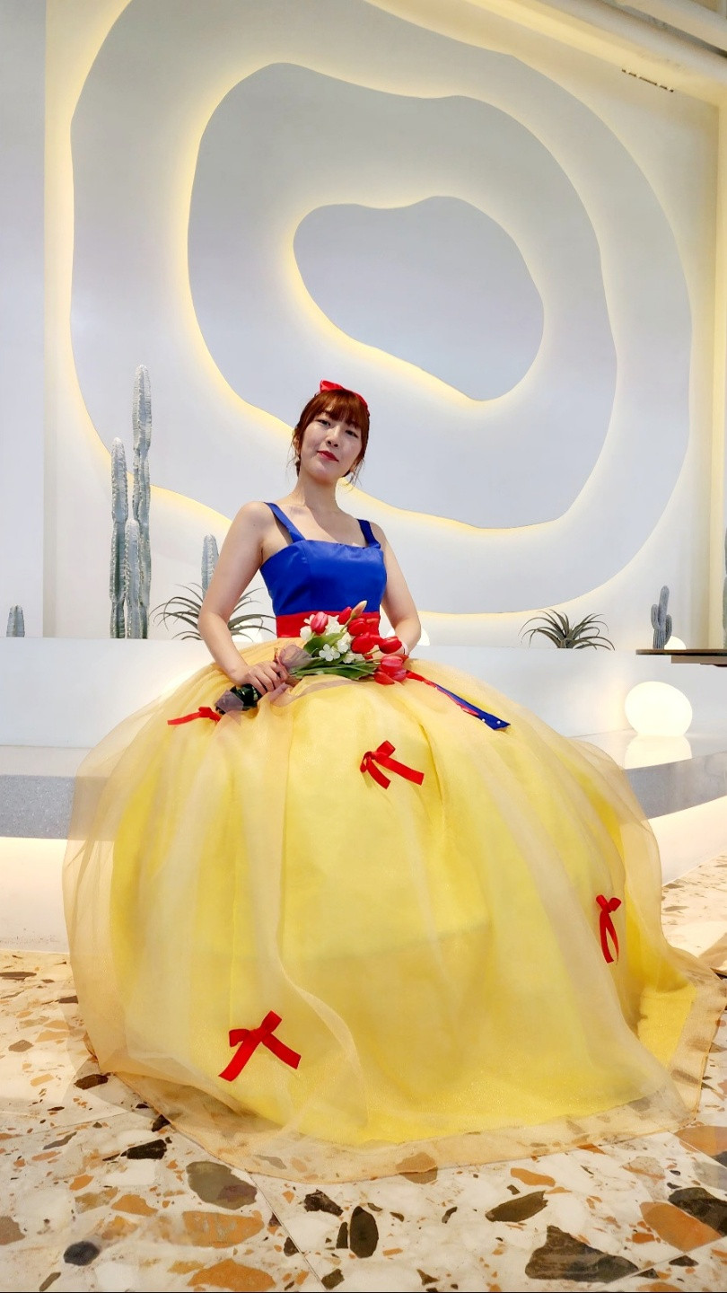 섬네일: K-Snow White Dress