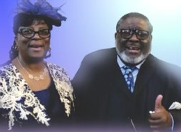 pastor_wife_02.jpg