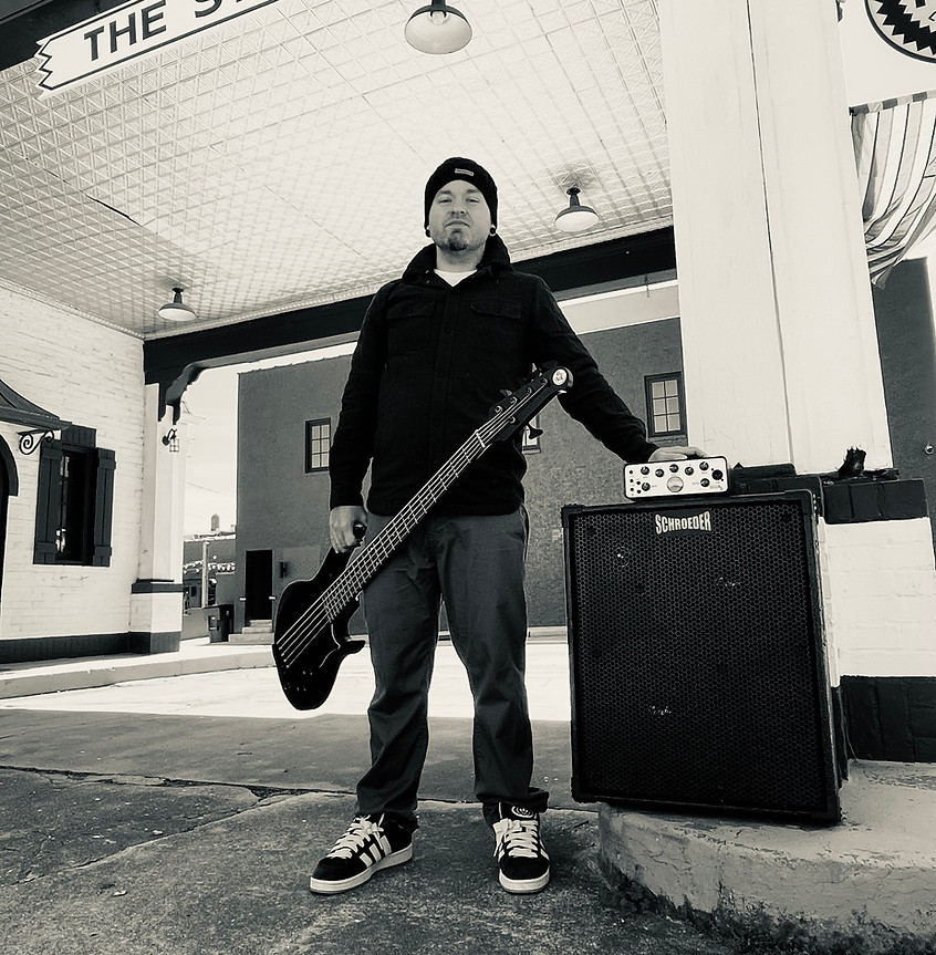 Xander Descartes photo.jpeg