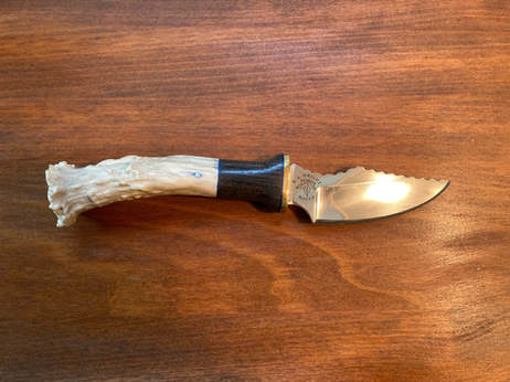 #272 Skinning Knife.jpeg