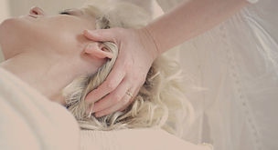 Head massage therapy_edited.jpg