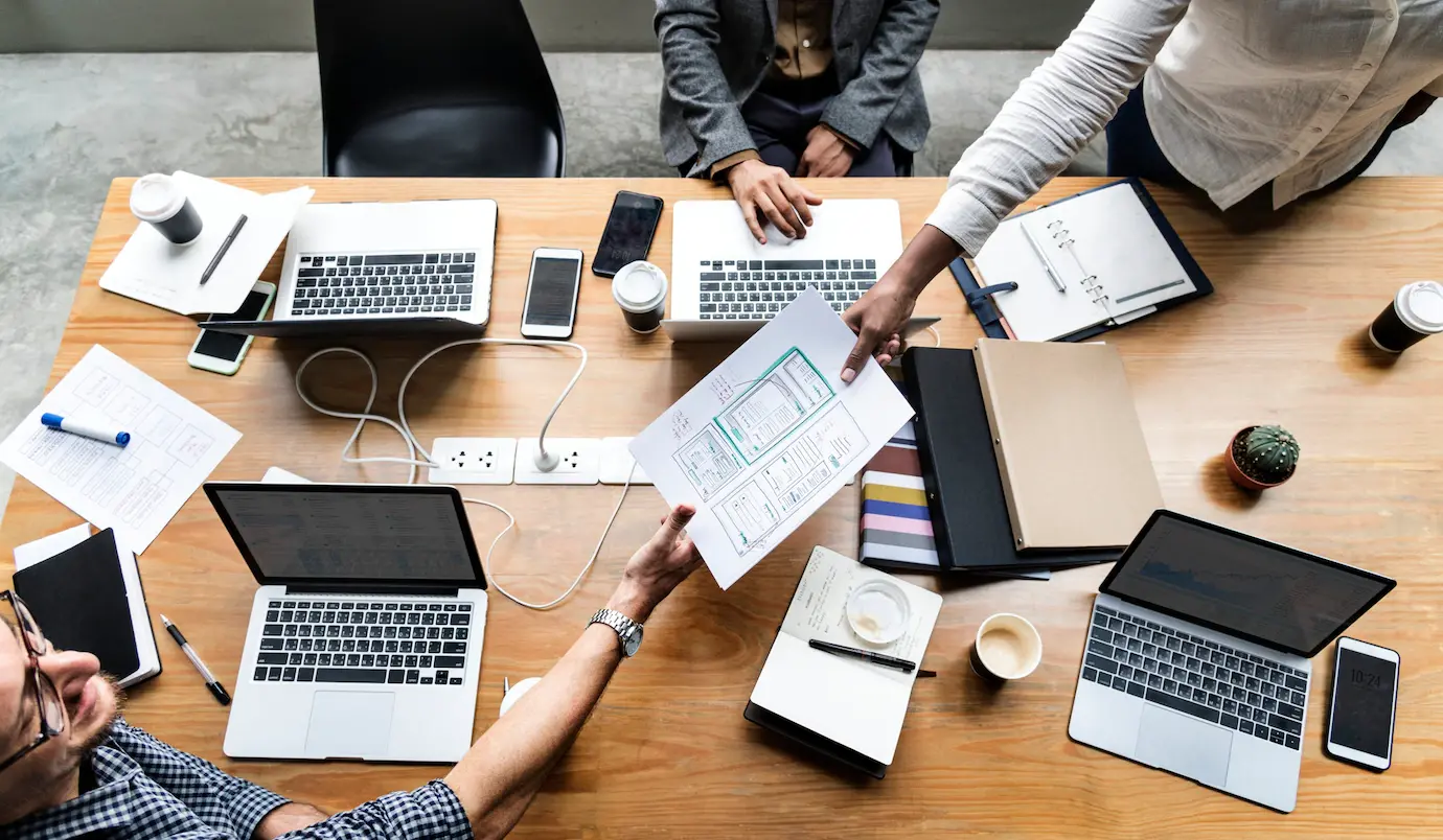 ¿Cómo comprar una página web?