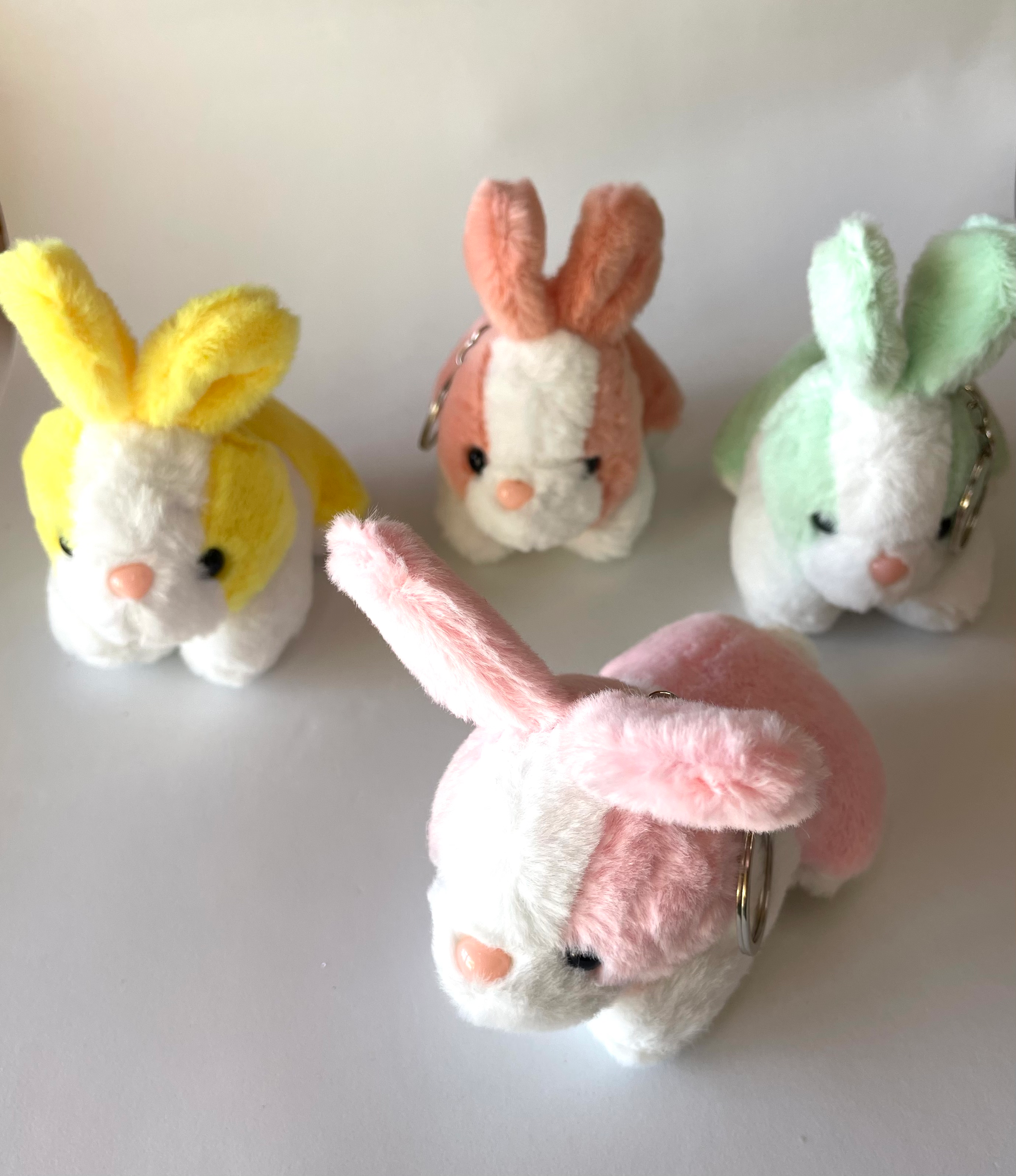 Chaveiro Coelho de pelúcia 