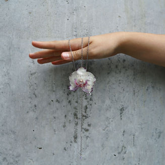 collier en fleur fait maison à Lyon inspiré du japan