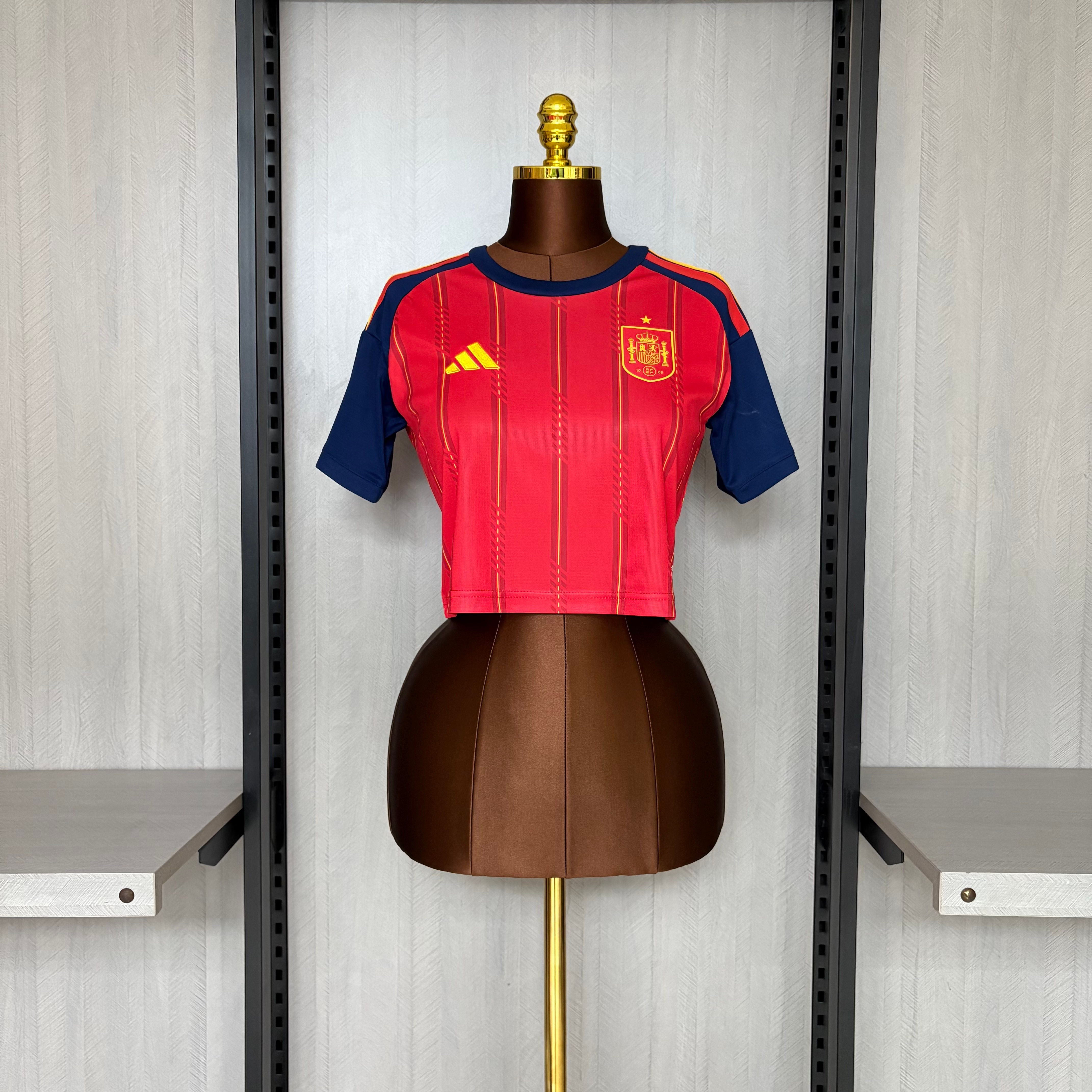 Spain Home H Woman WC26