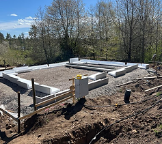 Garage under uppbyggnad i Falköping – arbete utfört av Nordsolid Bygg.