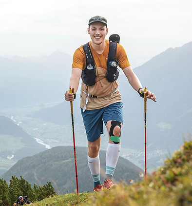 Zufriedener Trailrunner verletzungsfrei