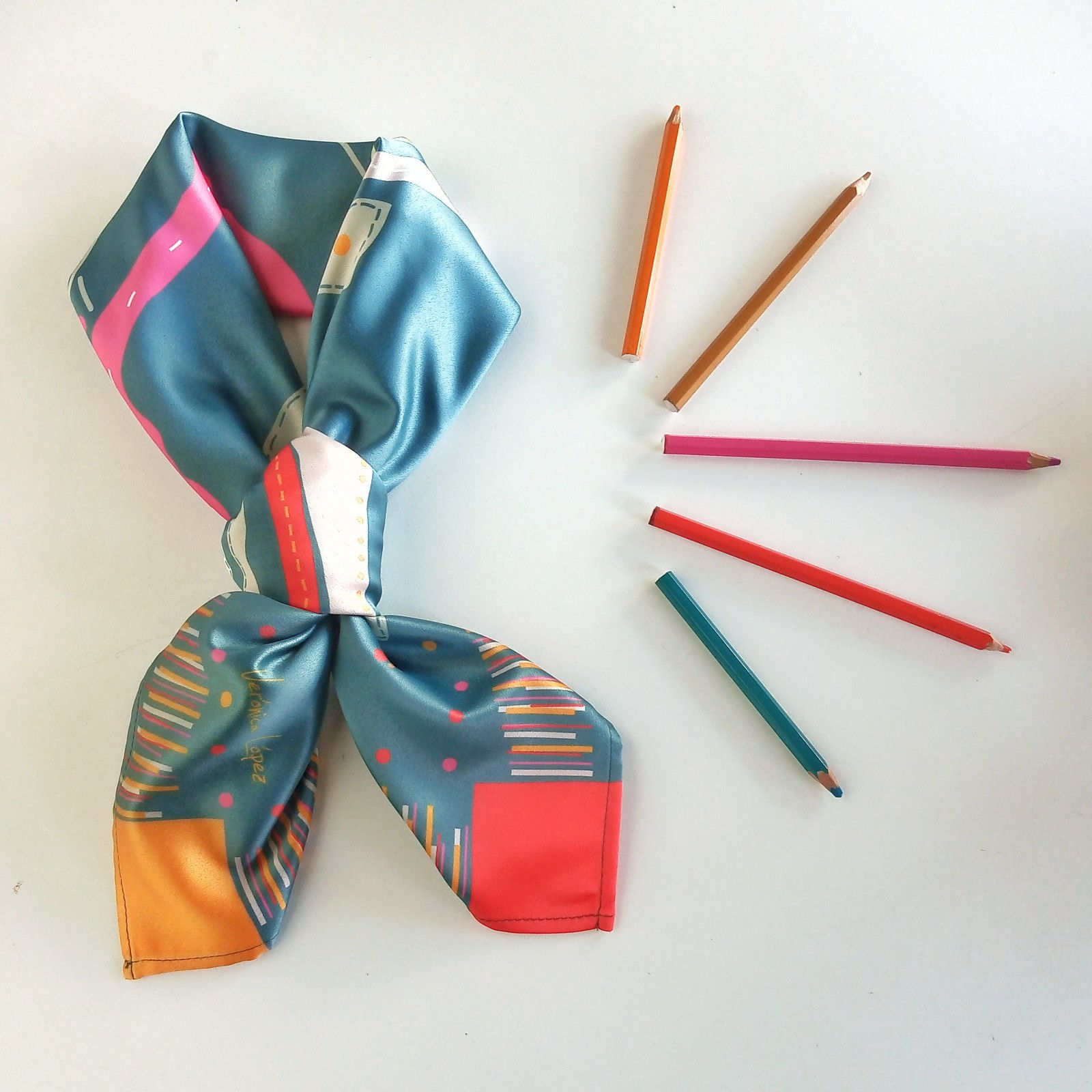 Abrazar la Sabia en Verde Azulado