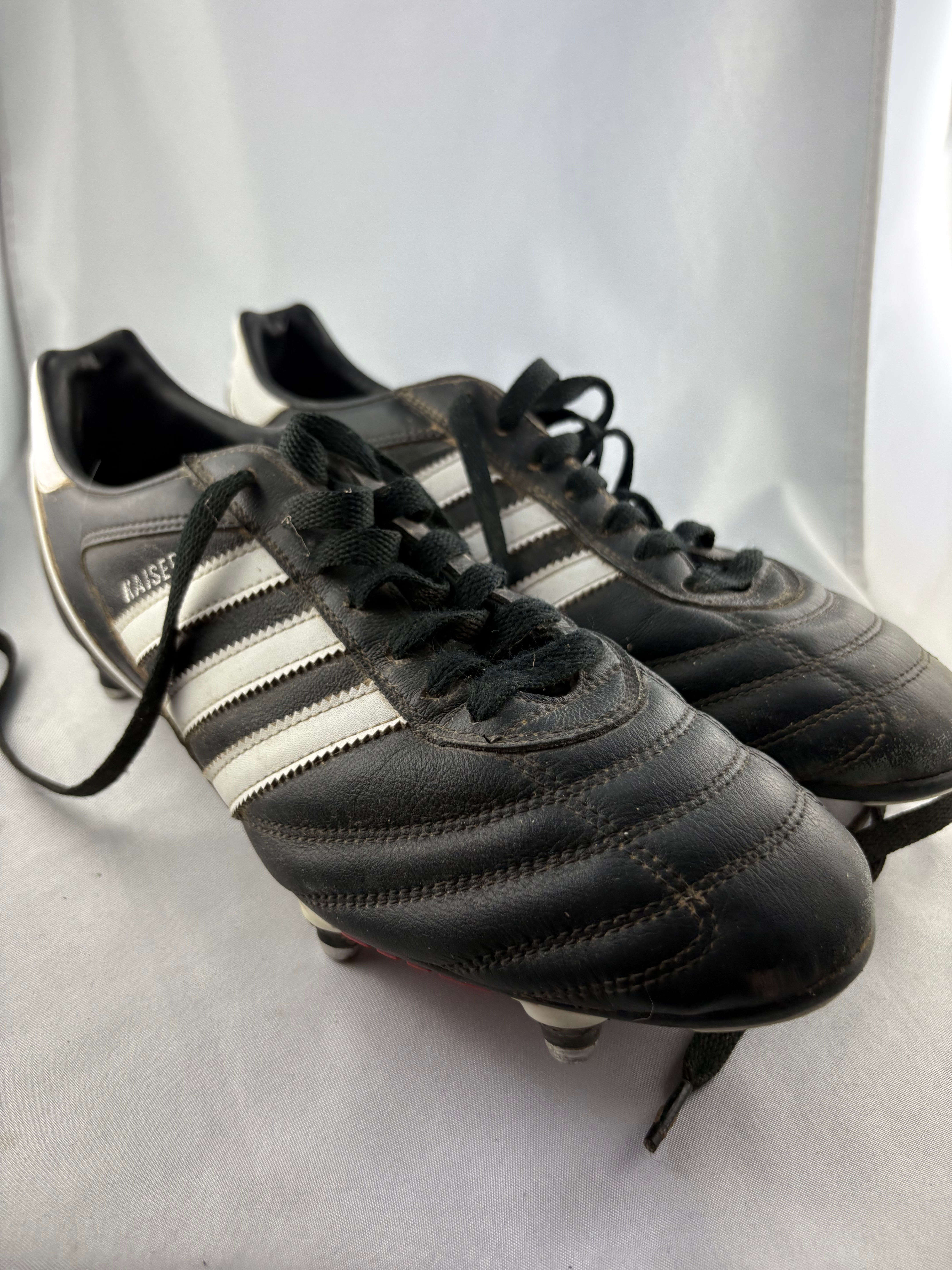Crampons football Kaiser 5 Adidas 
