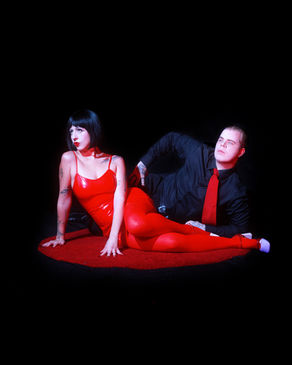 Lingua Erotica: Silk, Ghosts & Synth-Pop Desire