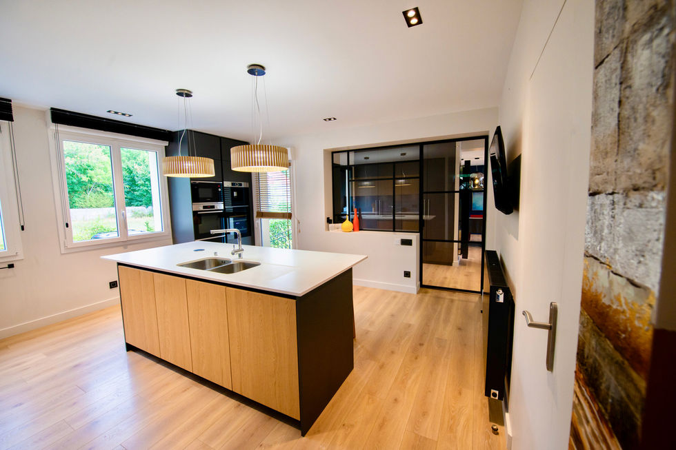 Vaires-sur-Marne-cuisine xxl avec ilot et verrière – 1001 Idées, architecte d'intérieur