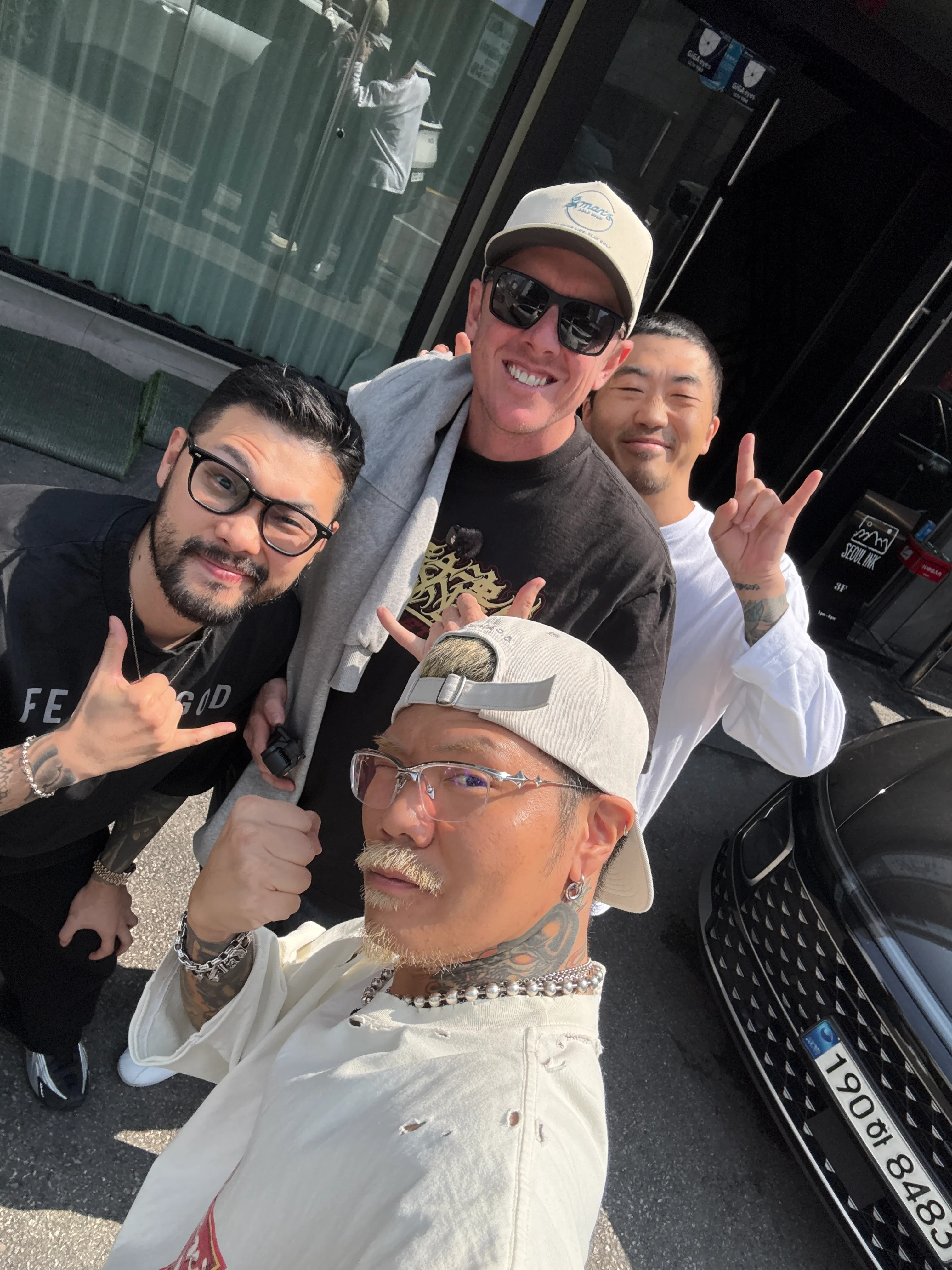 Group photo of Resident artists Kiljun and JinQ with guest artist Mystik. Seoul Ink Tattoo Gangnam