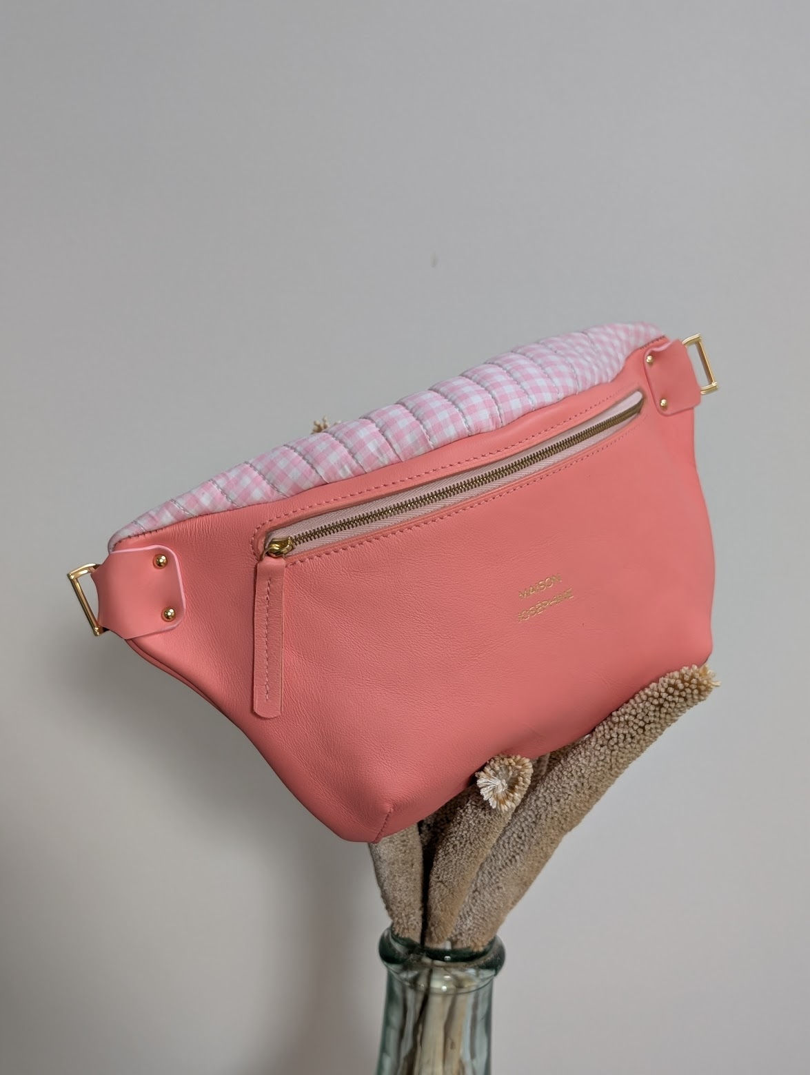 Banane rose pale vichy