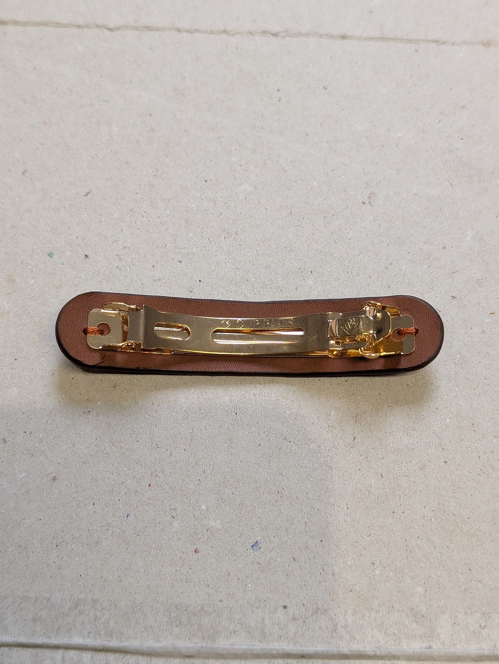 Miniature : Barrettes Eugénie cuir