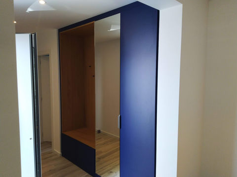 La Menuiserie Huguel se fera un devoir de vous concevoir et de vous installer un placard ou un dressing sur-mesure, pour de nouveaux espaces de rangement personnalisés à votre image. Placards, Dressings, Séparation de pièces, Agencement. Menuisier Vosges, Menuisier Alsace, Menuisier Grabd Est , Menuisier Haute saone mille étangs. Huguel vallée de la Haute Moselle.