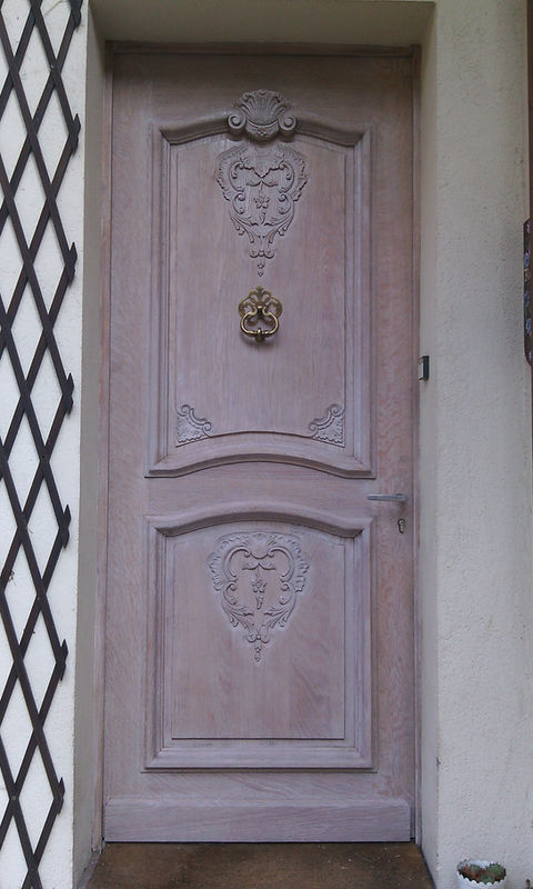 artisan menuisier HUGUEL saint maurice sur moselle. Nous opérons en Lorraine, notamment dans les Vosges (Épinal, Remiremont, La Bresse, Saint-Dié) et le nord de l’Alsace (Strasbourg).
Nous travaillons uniquement avec des bois de qualité