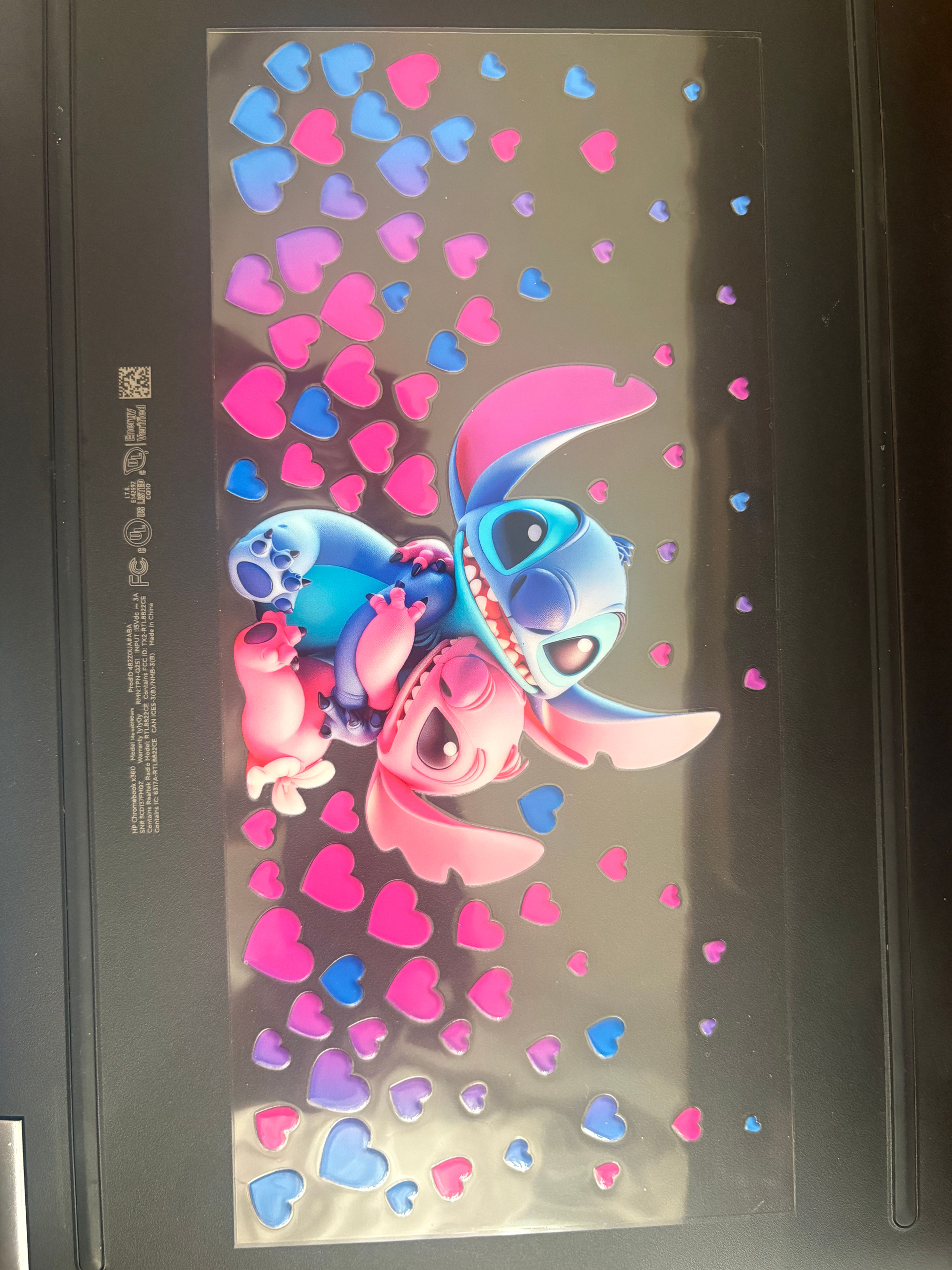 Blue and pink alien