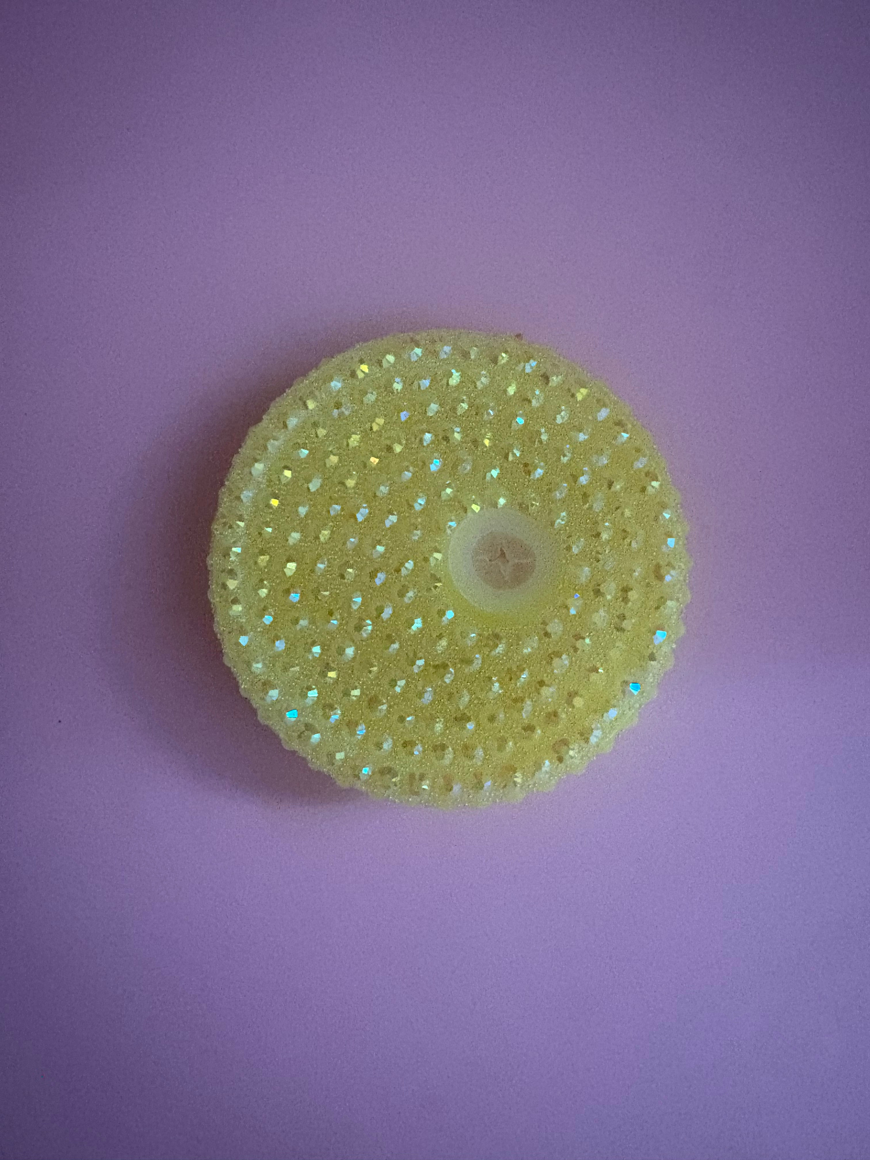 Yellow bling lid