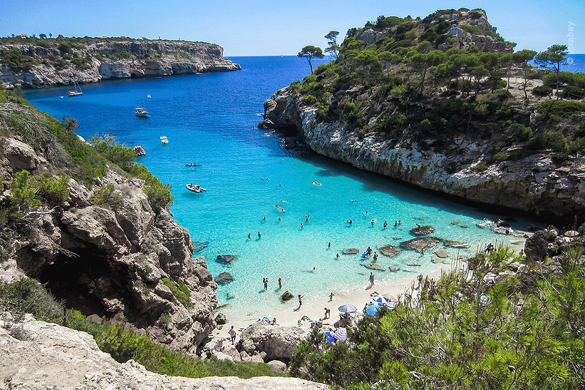 beach-mallorca-spanien-strand-ozean-urlaub-reisen-palma.png