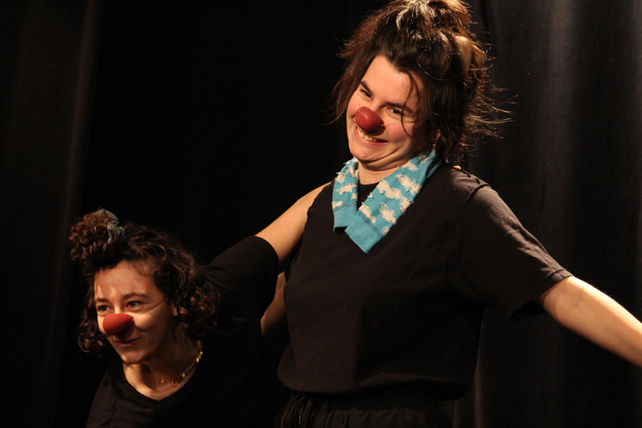 Cours de théâtre clown à l'école de théâtre de Lyon