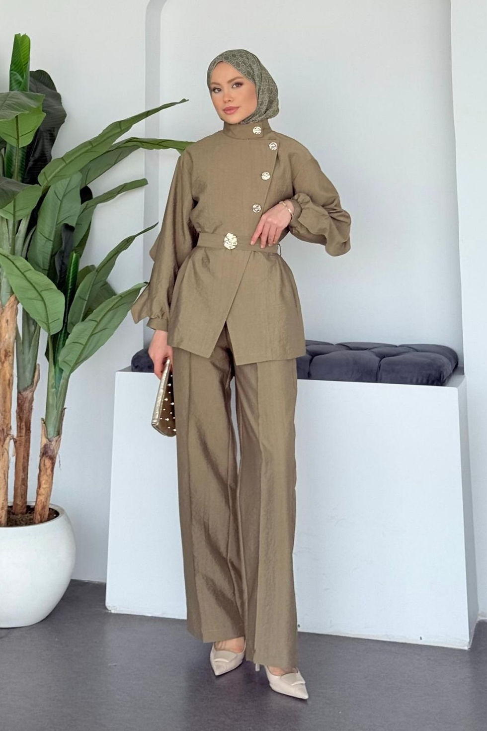 Thumbnail:  Nancy set 