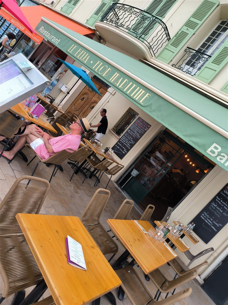 Le Beija-Flor Maritime  Table de la Mer - 06400 - Cannes
