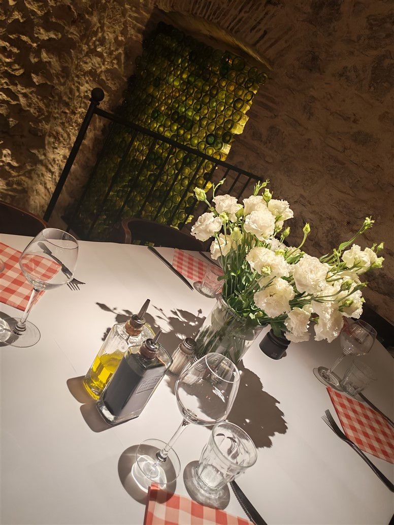 Chez Acchiardo  Table Typique et Atypique - 06300 - Nice