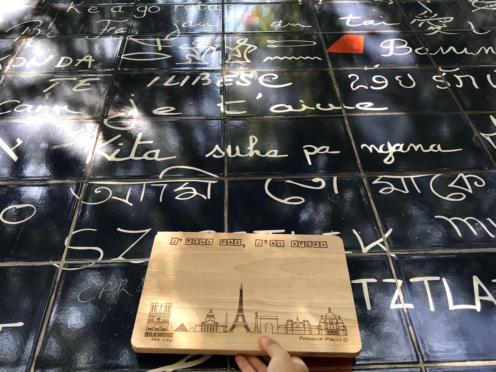 38736425_233284730539002_821394291141115
