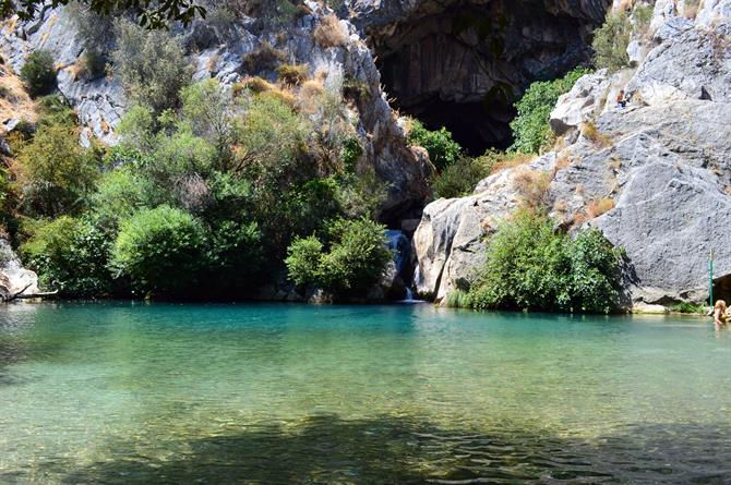 CUEVA DEL GATO BENAOJAN
