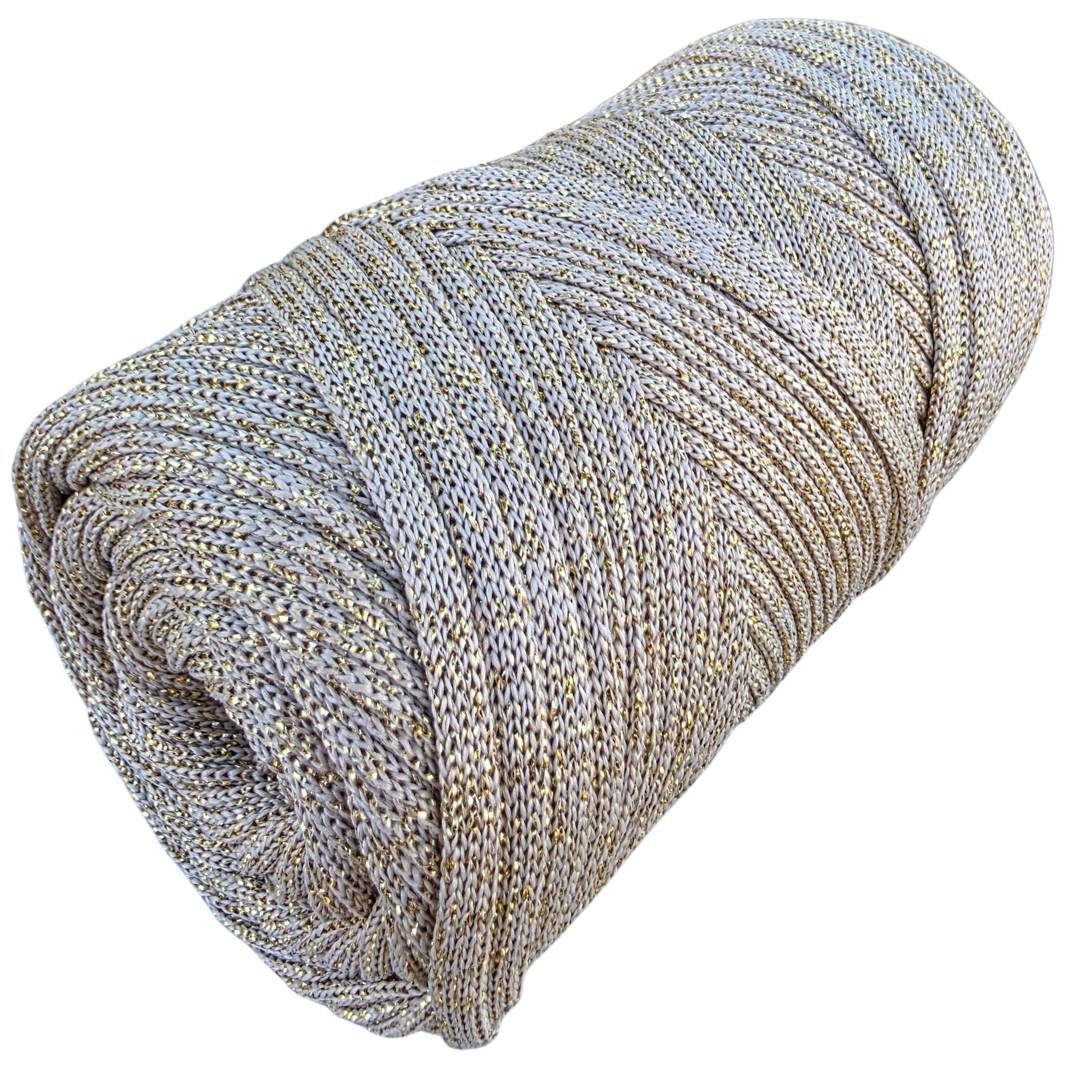 Fil polyester pailleté doré BEIGE – 5 à 6 mm d’épaisseur