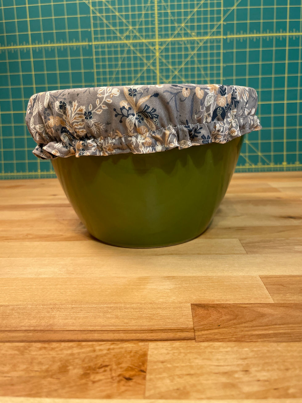 Thumbnail: L Reversible Bowl Cover