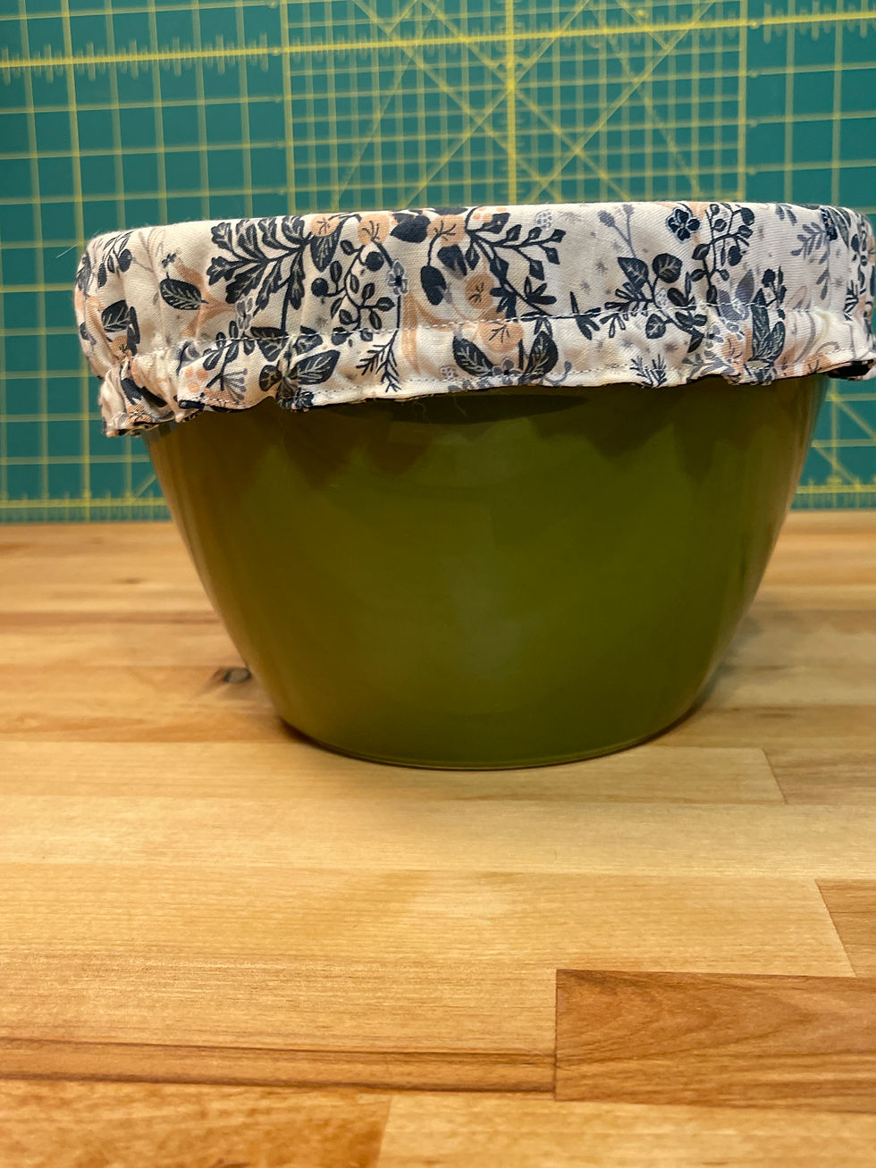 Thumbnail: L Reversible Bowl Cover