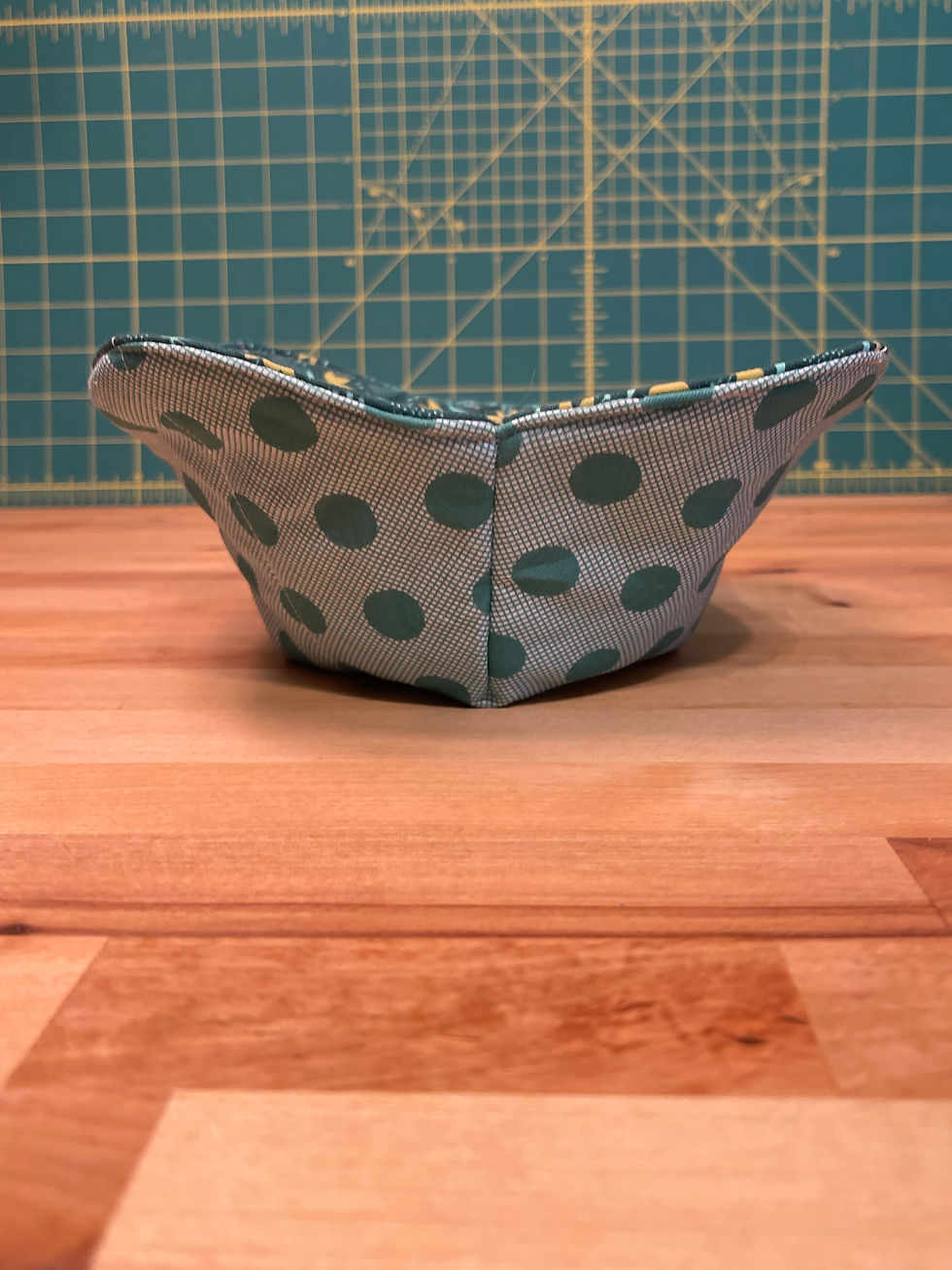 Thumbnail: Small Bowl Cozy
