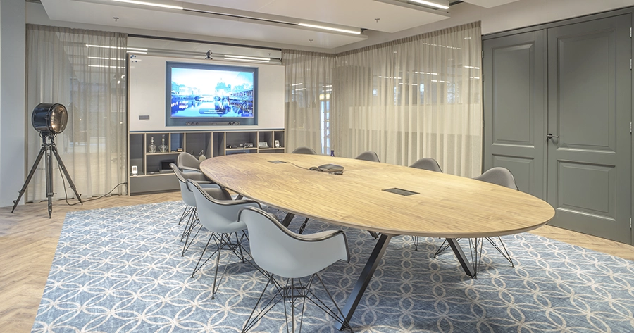 the Fresh Perspective_Michou van Gennip_Datlinq_Boardroom.webp