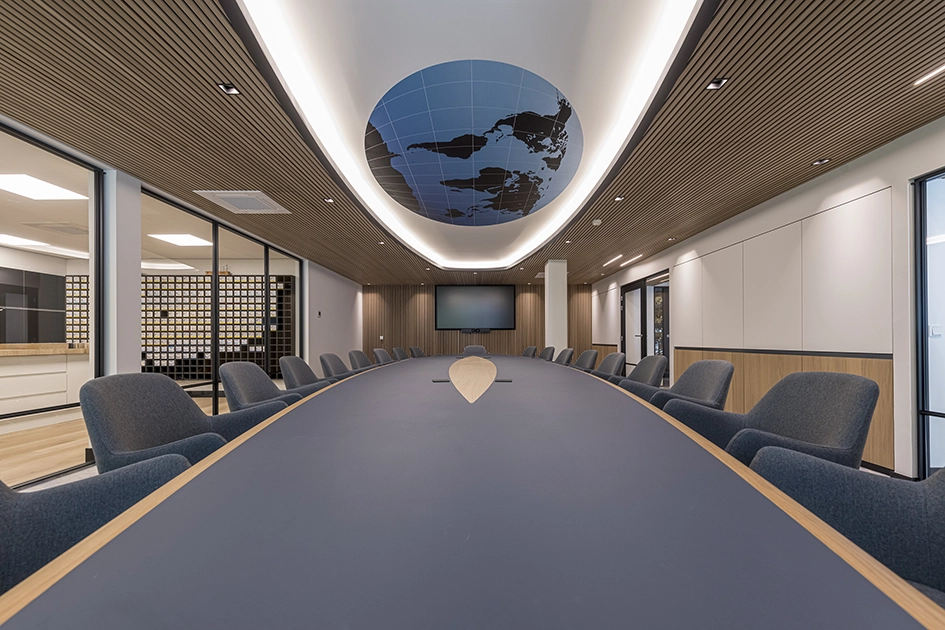 the Fresh Perspective_Michou van Gennip_ASF Fischer_Boardroom2.webp
