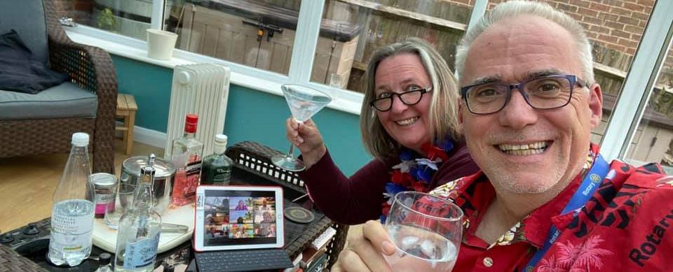 gintastic couple