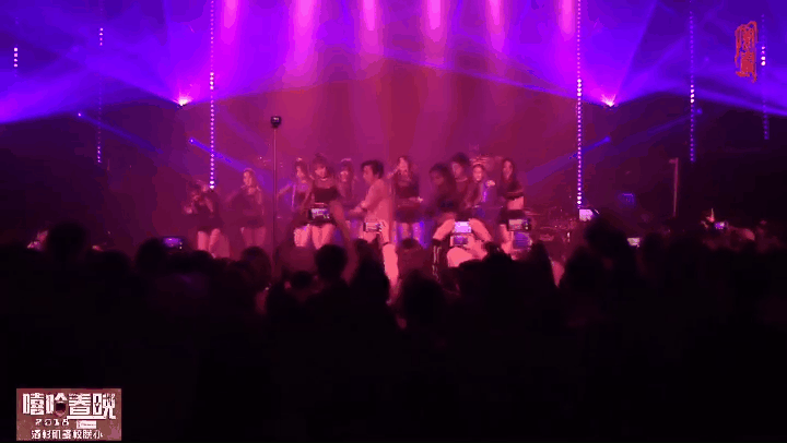 gifhome_720x406_5s.gif