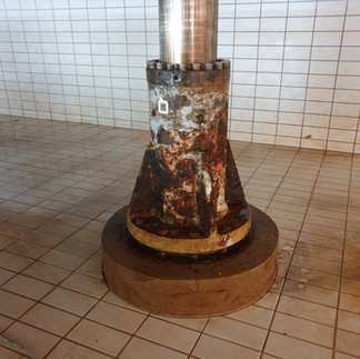 Før behandling-, noe korrodert etter 4 år.