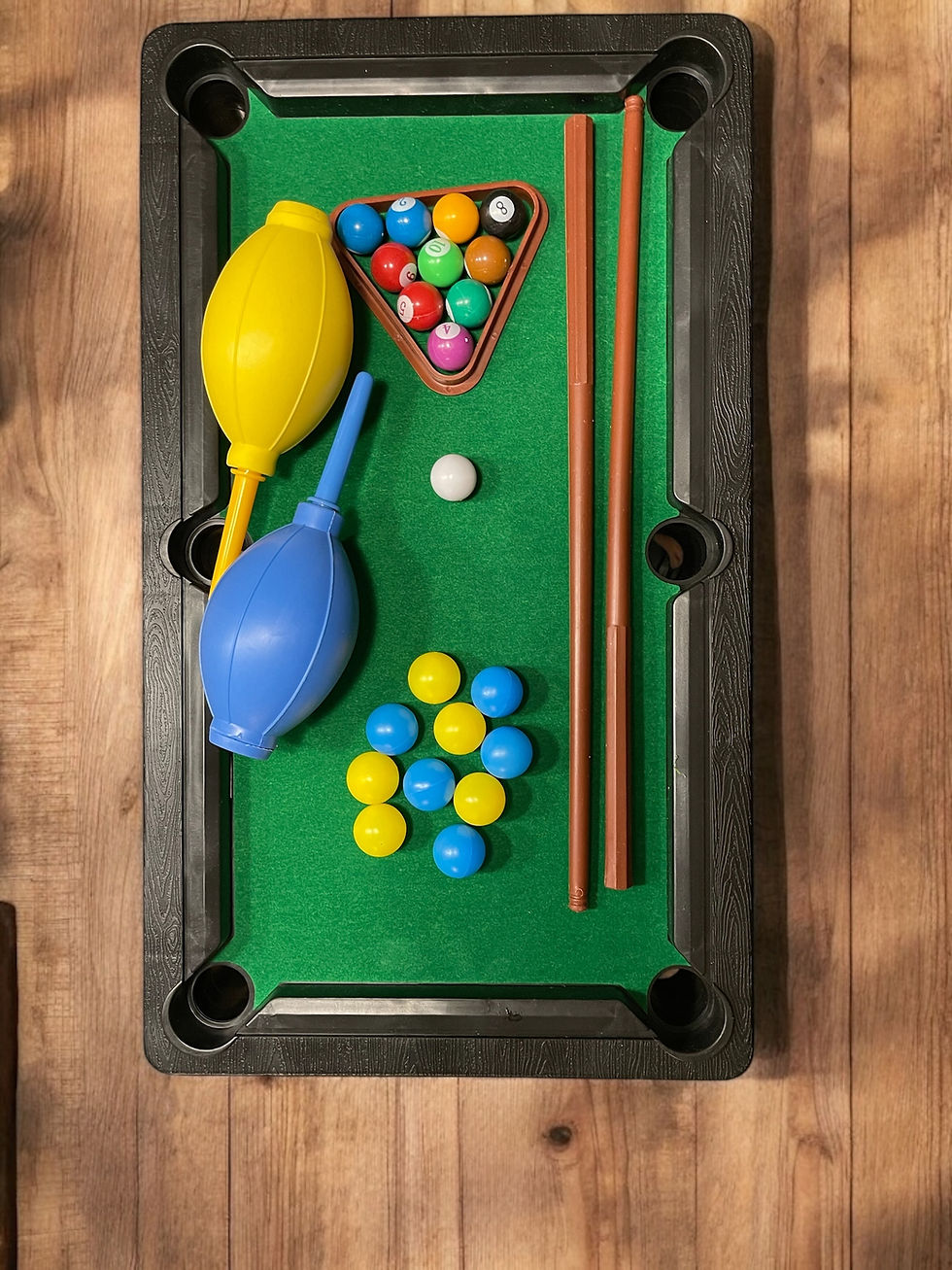 Thumbnail: Lemon Squeezy Pool Table